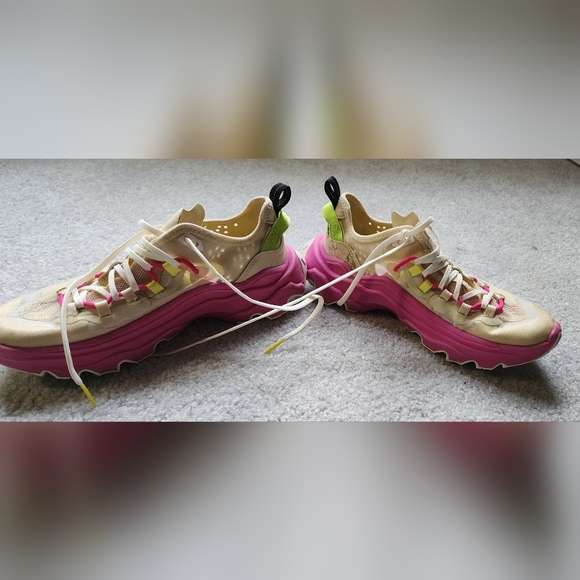 Womens sneakers - Picture 3 of 6